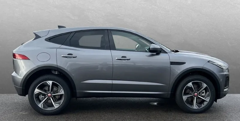 Jaguar E-pace D165 AWD =R-Dynamic SE= Black Pack/ACC Гаранци Image 3