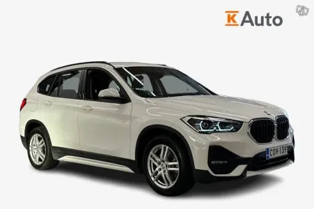 BMW X1 F48 xDrive25e A Charged Edition Sport *Vetokoukku / Peruutuskamera / Keyless *