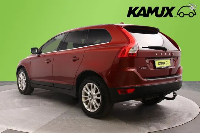 Volvo XC60 2,4D AWD Summum aut / Webasto / Koukku / Lohko / Nahat muistilla / Image 5