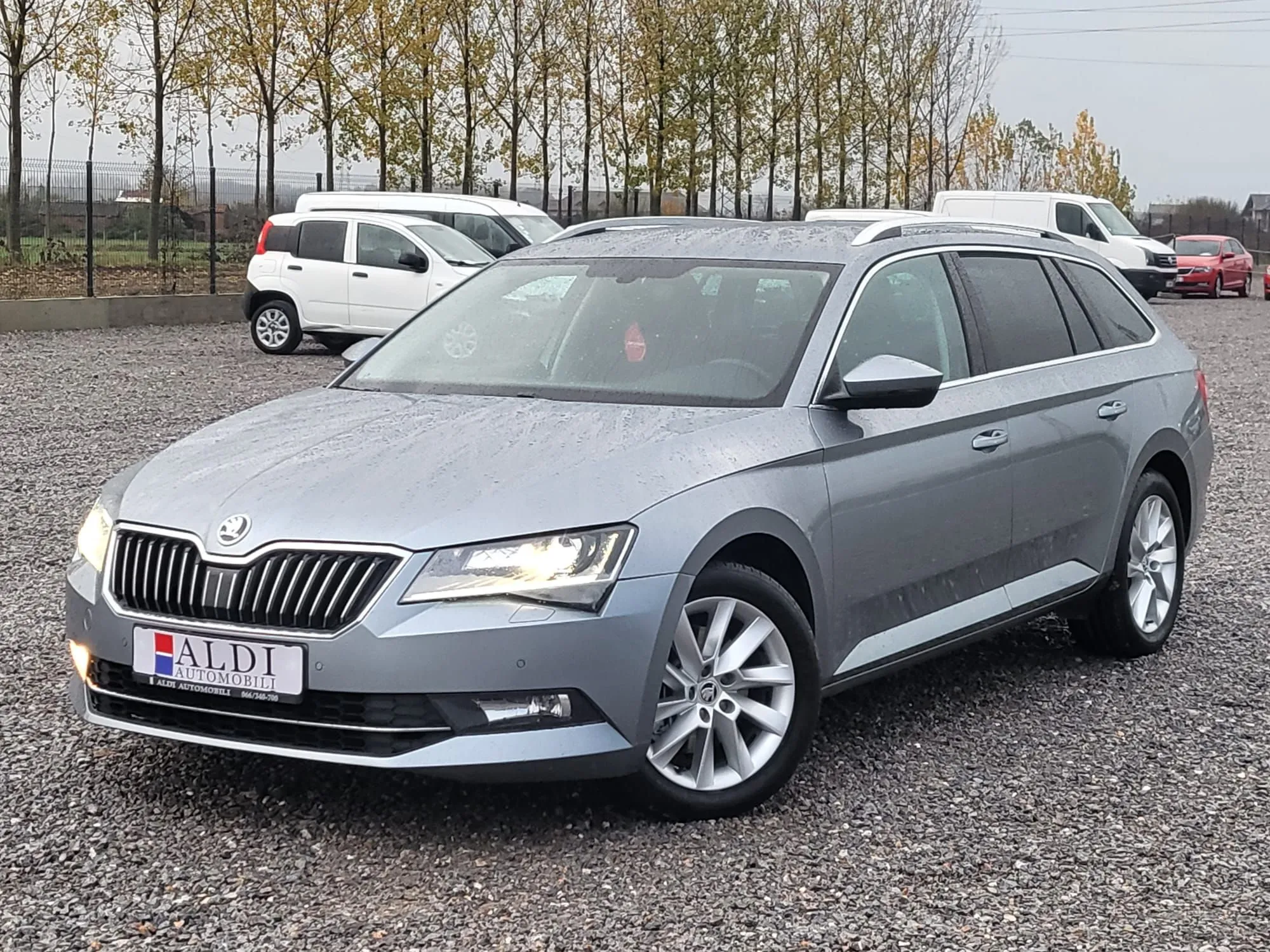 Škoda Superb 2.0 Tdi/DSG Image 1